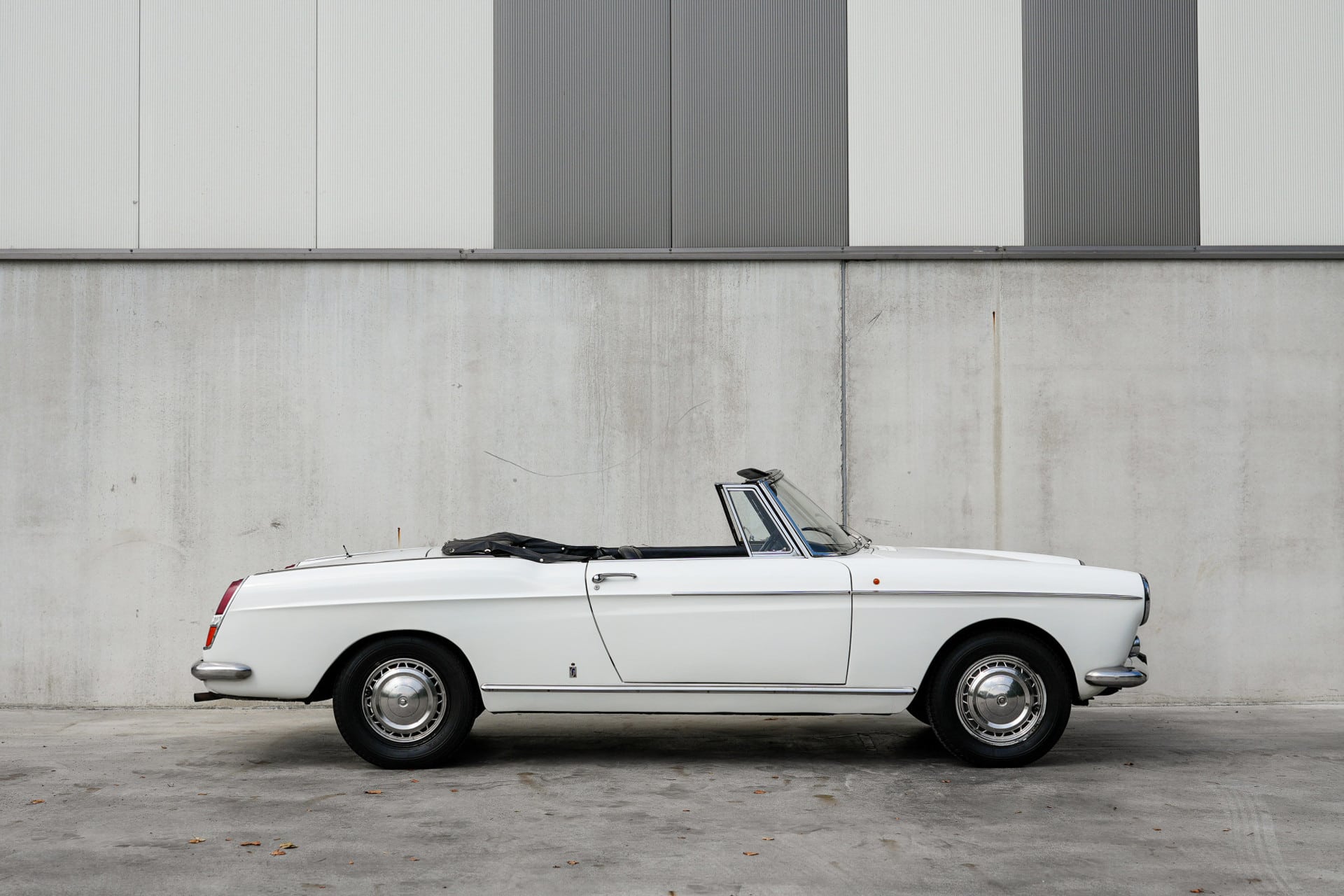 Peugeot 404