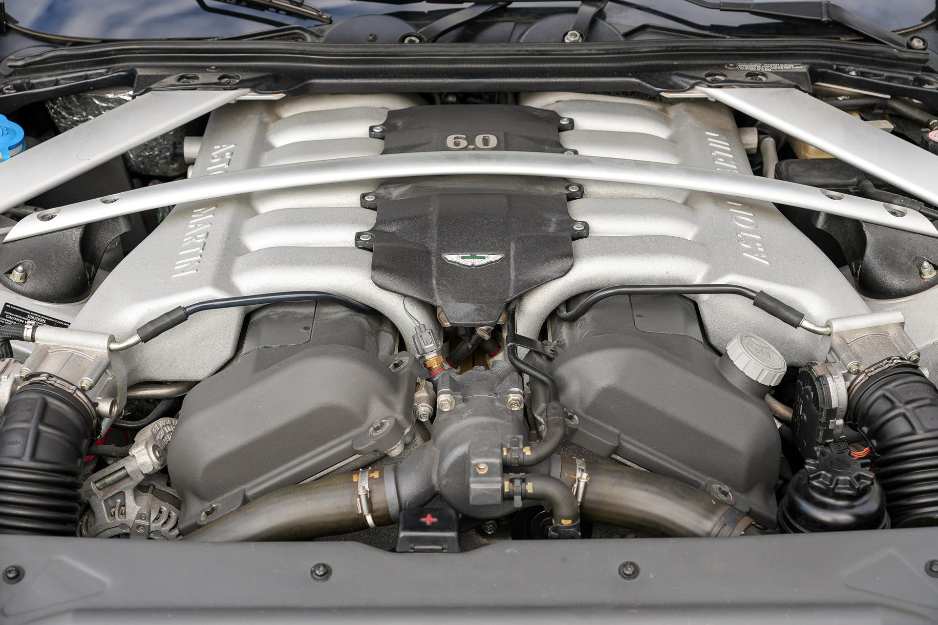 Aston Martin DB9 Volante