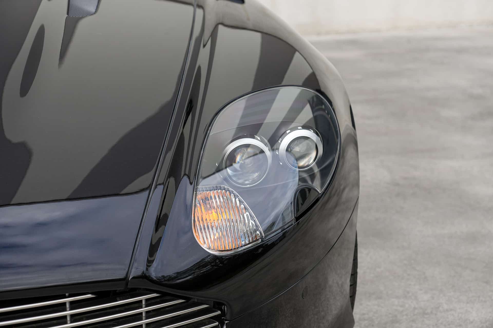 Aston Martin DB9 Volante