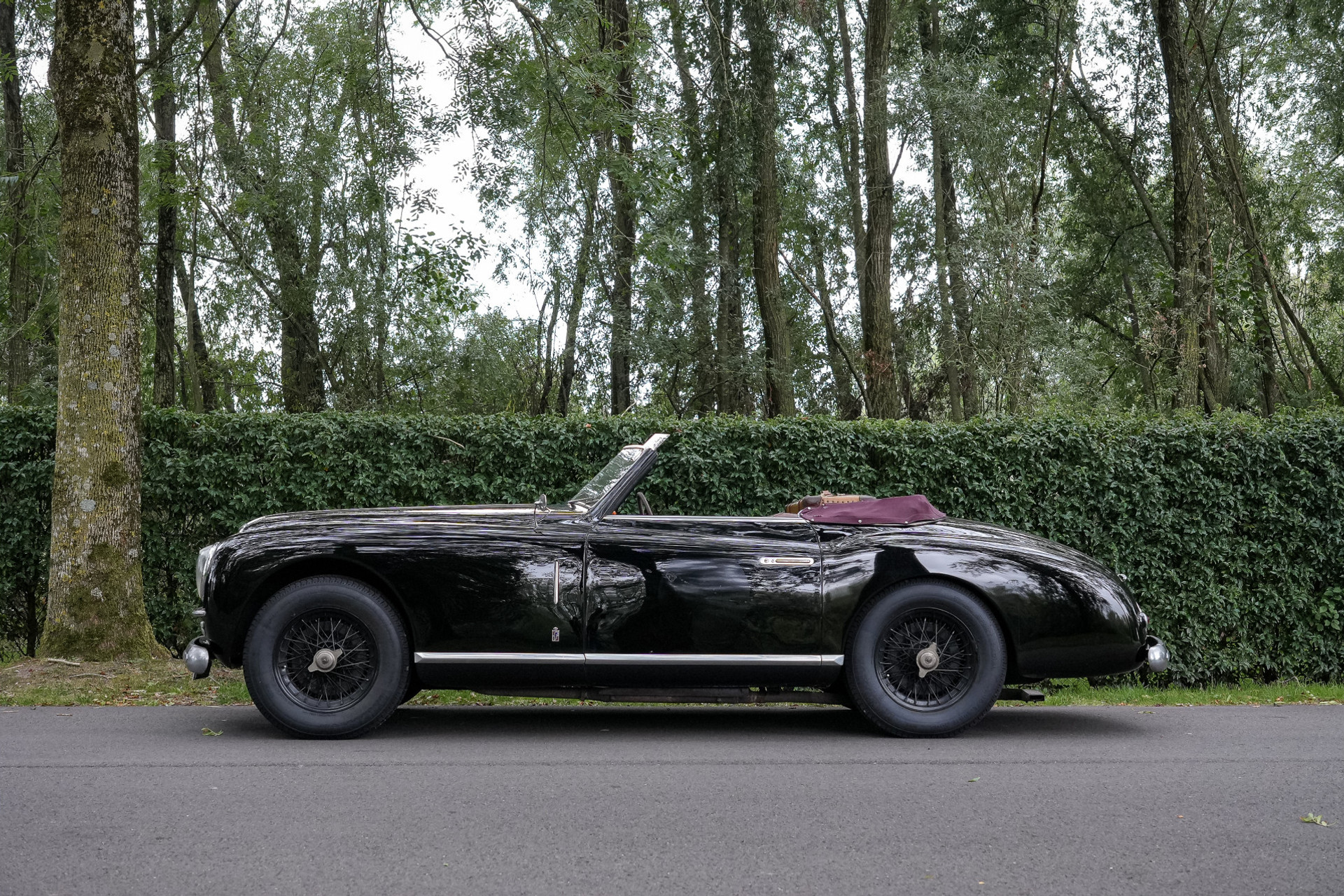 Alfa Romeo 6C 2500 SS Pininfarina