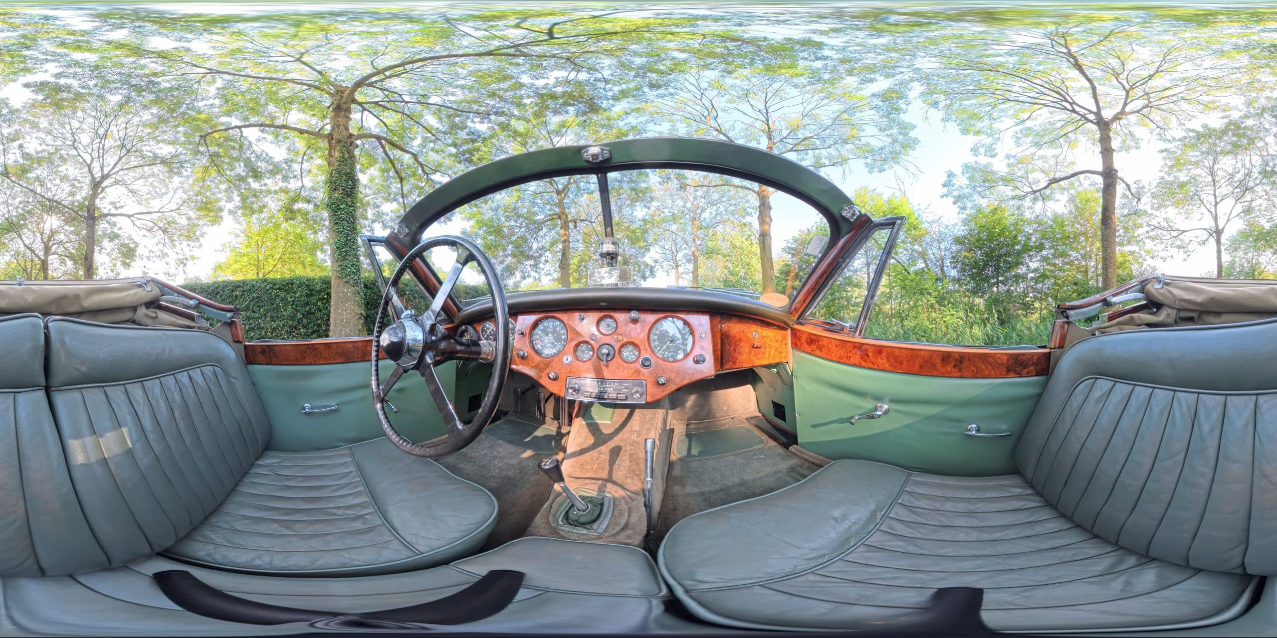 Jaguar XK 120 360 panorama