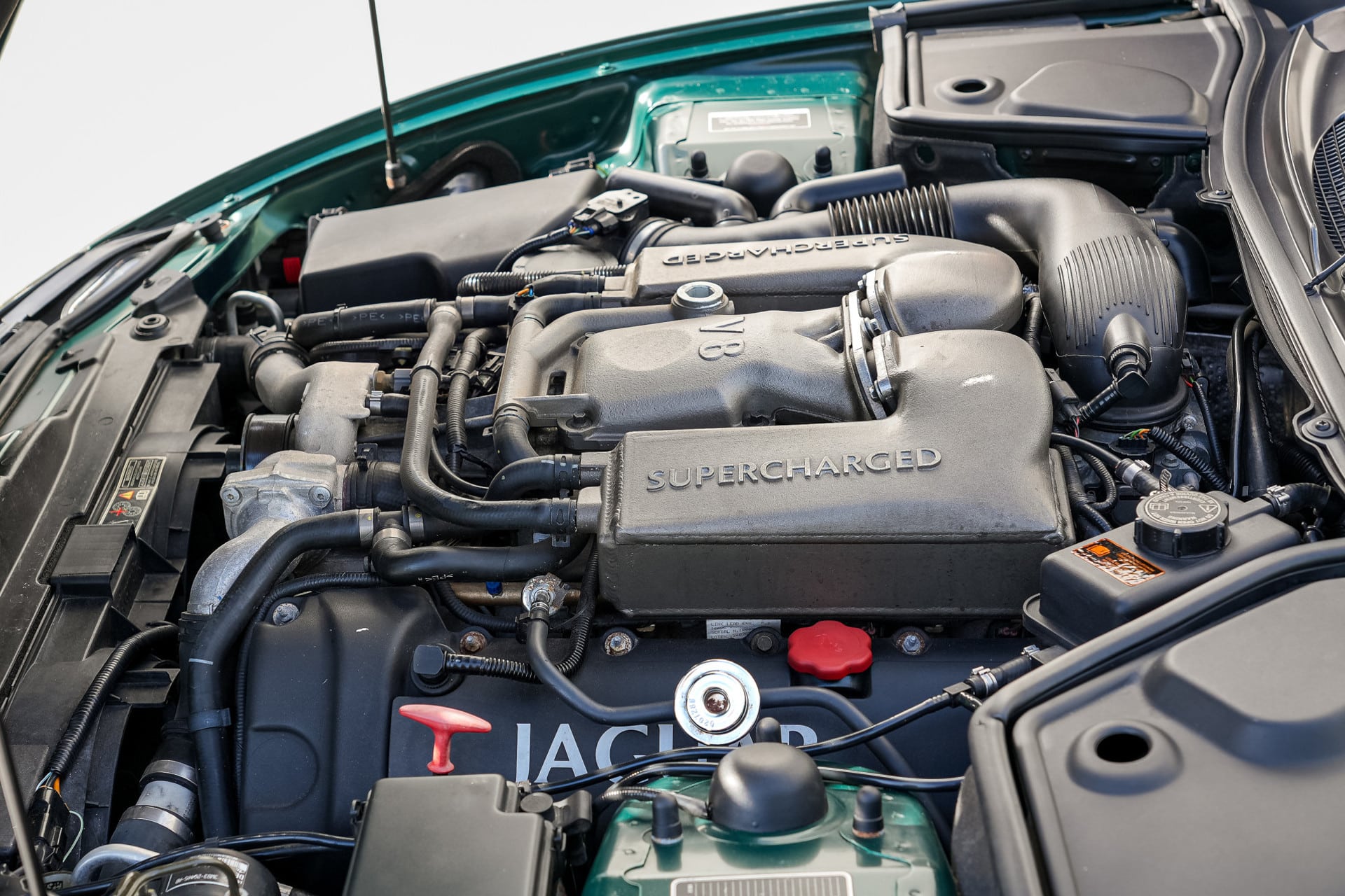 Jaguar XKR