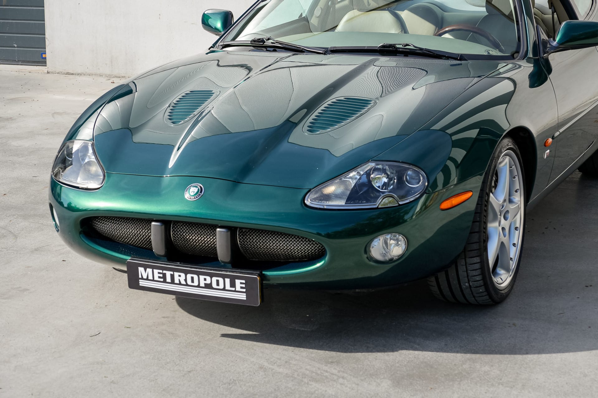 Jaguar XKR