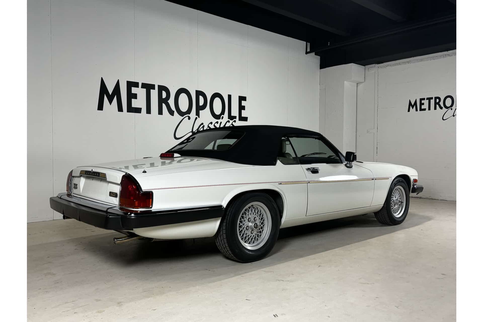 Jaguar XJS V12