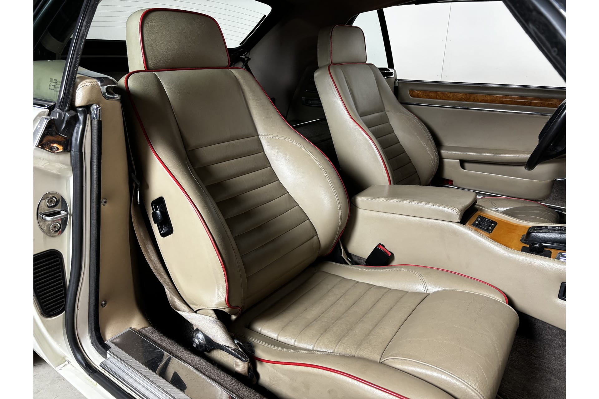 Jaguar XJS V12